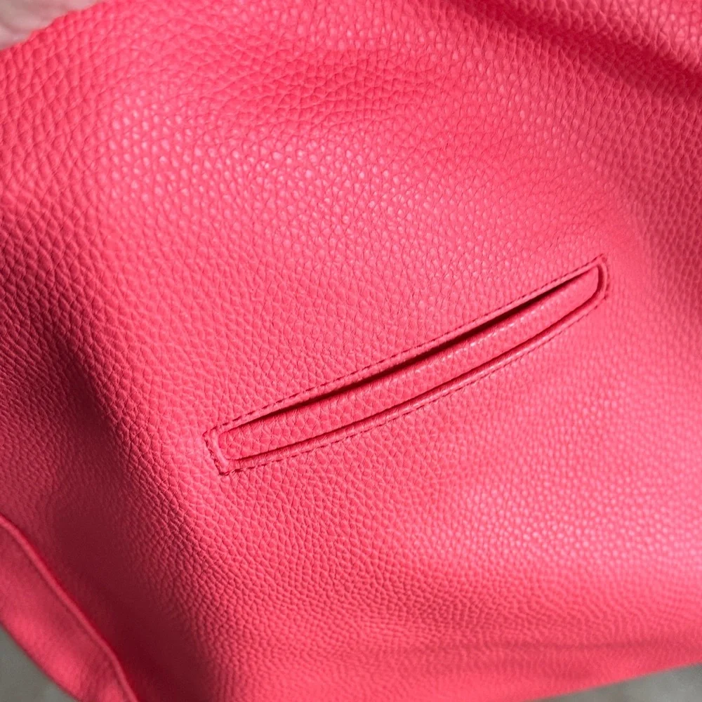 Jewell by Thirty-one Coral Shoulder Bag - Stylish Everyday Tote